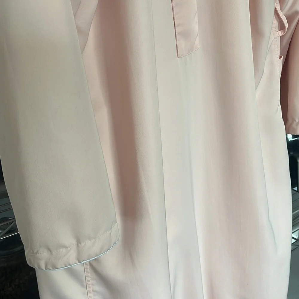 Classic Long Shawl Collar Robe - Peach color Sz M - Picture 10 of 16